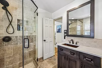 221 N Lucas Drive, Grapevine, TX 76051 - Photo 20