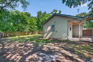 2711 N Locust St, Denton, TX 76209 - Photo 22