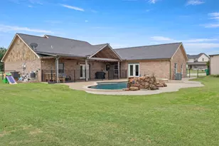 10486 Pheasant Run, Justin, TX 76247 - Photo 1