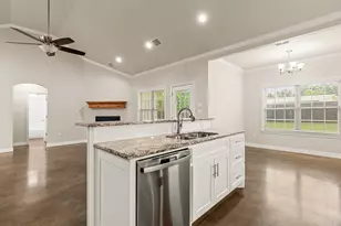 263 E Cougar Ln, China Spring, TX 76633 - Photo 14