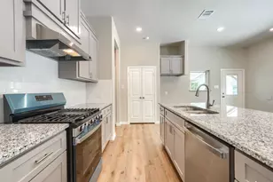 321 Fagg Dr, Lewisville, TX 75057 - Photo 12