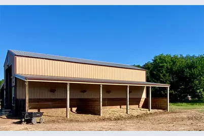 405 County Road 1264, Whitesboro, TX 76273 - Photo 32
