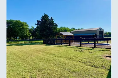 405 County Road 1264, Whitesboro, TX 76273 - Photo 30