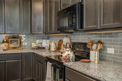 6921 Sulphur Court, Waco, TX 76633 - Photo 10