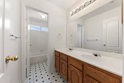 716 Mockingbird Court, Crowley, TX 76036 - Photo 28