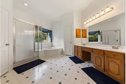 716 Mockingbird Court, Crowley, TX 76036 - Photo 22