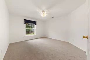 716 Mockingbird Ct, Crowley, TX 76036 - Photo 28