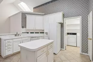 2232 Wembley Wood Ln, Bedford, TX 76022 - Photo 6