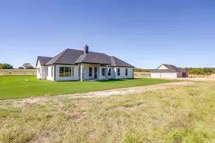 200 Sweetgrass Dr, Poolville, TX 76487 - Photo 40
