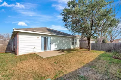 1037 Triple Crown Drive, Fort Worth, TX 76179 - Photo 30