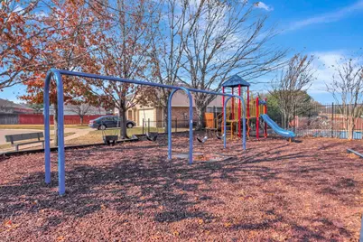 1037 Triple Crown Drive, Fort Worth, TX 76179 - Photo 34