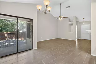 1225 Cir View Ct, Grapevine, TX 76051 - Photo 12