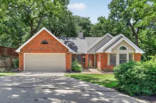 1225 Cir View Ct, Grapevine, TX 76051 - Photo 2