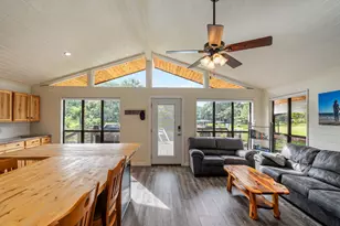 1309 Utopia Ct, Tool, TX 75143 - Photo 6