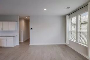 9653 Alderleaf Trl, Fort Worth, TX 76036 - Photo 6