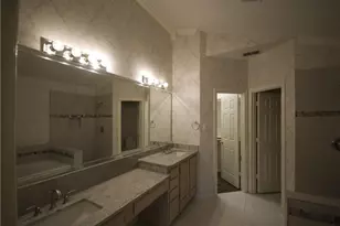 7702 Brookview Ct, Irving, TX 75063 - Photo 2