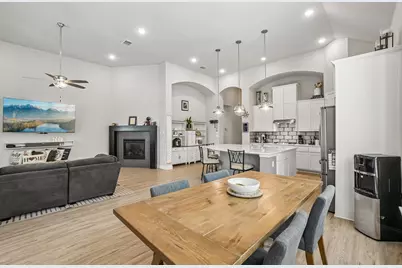 8901 Cedar Basin Drive, McKinney, TX 75071 - Photo 2