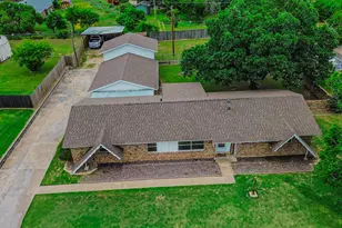 108 Mockingbird Ln, Weatherford, TX 76086 - Photo 2
