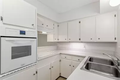 11038 Wyatt Street, Dallas, TX 75218 - Photo 12