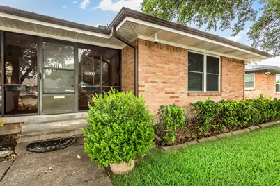 11038 Wyatt Street, Dallas, TX 75218 - Photo 2