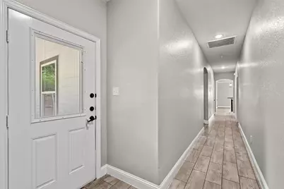 2955 Pearl Avenue, Fort Worth, TX 76106 - Photo 10