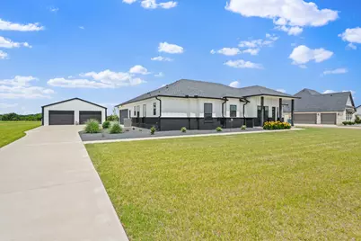 140 Lone Elm Road, Waxahachie, TX 75167 - Photo 2