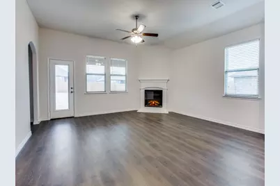 123 Lakeview Circle, Pilot Point, TX 76258 - Photo 10