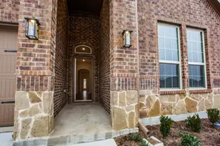 123 Lakeview Cir, Pilot Point, TX 76258 - Photo 4