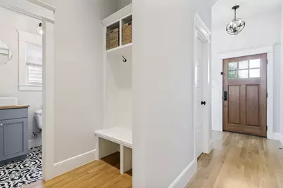 221 Austin Street, Grapevine, TX 76051 - Photo 4