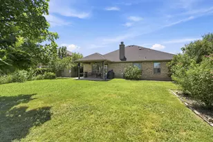 217 Nocona Dr, Waxahachie, TX 75165 - Photo 32