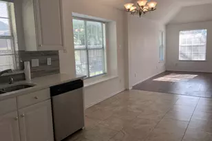 9113 Couples Dr, Plano, TX 75025 - Photo 2