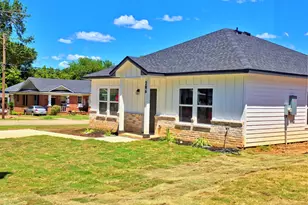 286 10th St, Paris, TX 75460 - Photo 4
