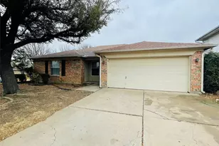 5501 White Dove Dr, Arlington, TX 76017 - Photo 1