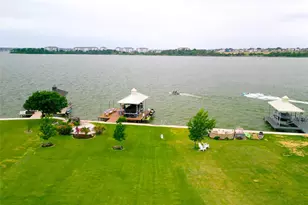 2213 Windjammer Way, Rowlett, TX 75088 - Photo 4