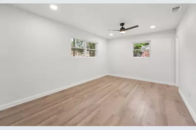 861 Woodcrest Drive, Hurst, TX 76053 - Photo 20