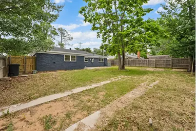 861 Woodcrest Drive, Hurst, TX 76053 - Photo 10