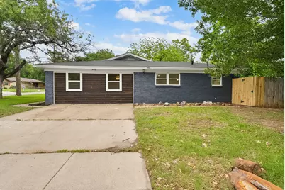 861 Woodcrest Drive, Hurst, TX 76053 - Photo 18