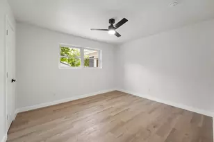 861 Woodcrest Dr, Hurst, TX 76053 - Photo 8