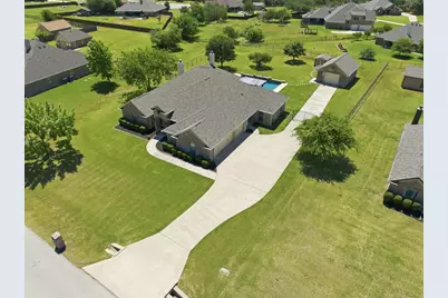 120 Austen Drive, Weatherford, TX 76087 - Photo 2