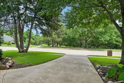6909 Twin Ponds Drive, Plano, TX 75074 - Photo 2