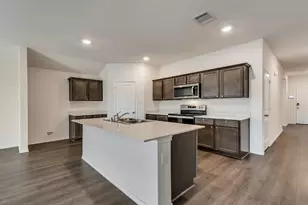 972 Glover Dr, Aubrey, TX 76227 - Photo 4