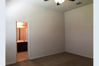 5004 Diamond Peak Court, McKinney, TX 75071 - Photo 12