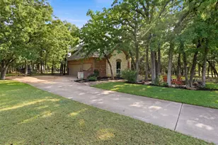 705 Boling Ranch Rd, Azle, TX 76020 - Photo 34