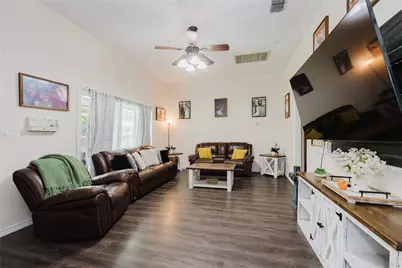 201 E Plummer Street, Eastland, TX 76448 - Photo 4