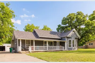 201 E Plummer Street, Eastland, TX 76448 - Photo 2
