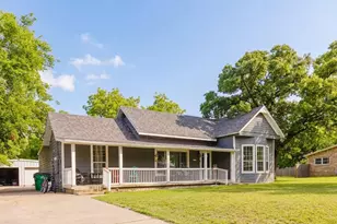 201 E Plummer St, Eastland, TX 76448 - Photo 2