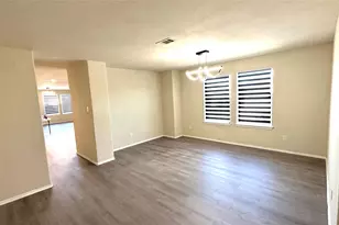 817 Lark Dr, Aubrey, TX 76227 - Photo 22