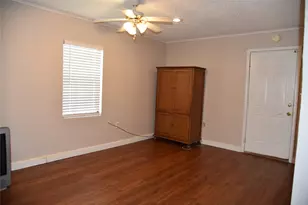 2521 W 5th Ave, Corsicana, TX 75110 - Photo 4