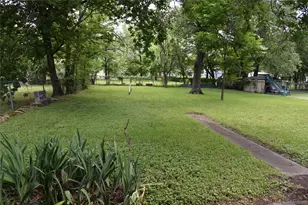 2521 W 5th Ave, Corsicana, TX 75110 - Photo 14