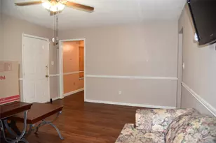 2521 W 5th Ave, Corsicana, TX 75110 - Photo 8